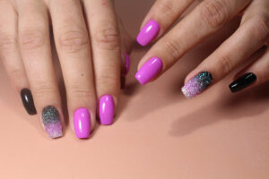 Read more about the article Mastering the Perfect Nail Cut: Tips from Vip Nail Lounge