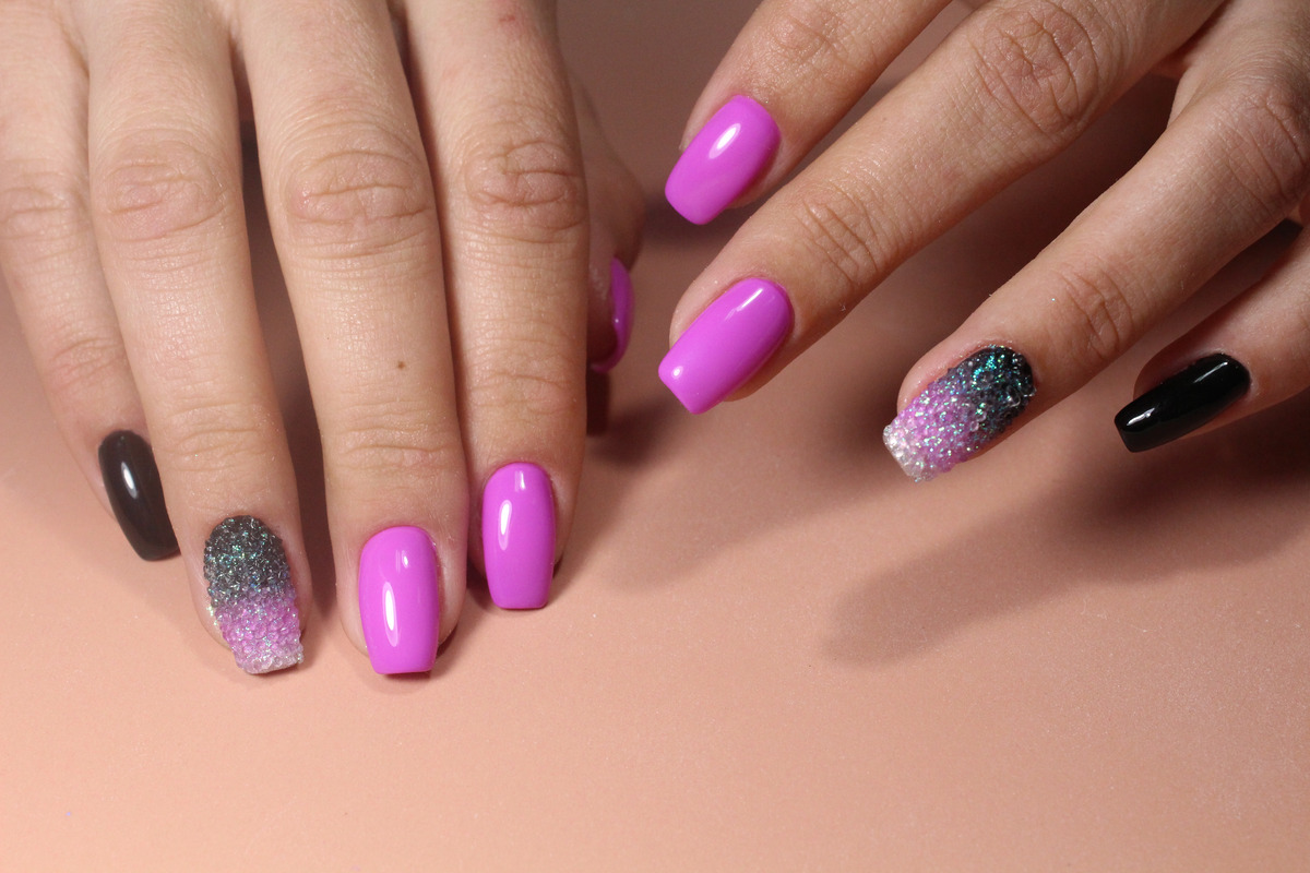 Read more about the article Mastering the Perfect Nail Cut: Tips from Vip Nail Lounge