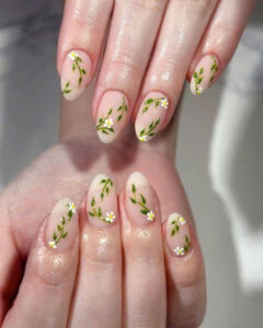 Read more about the article 5 Must-Try April Manicure Trends To Elevate Your Style