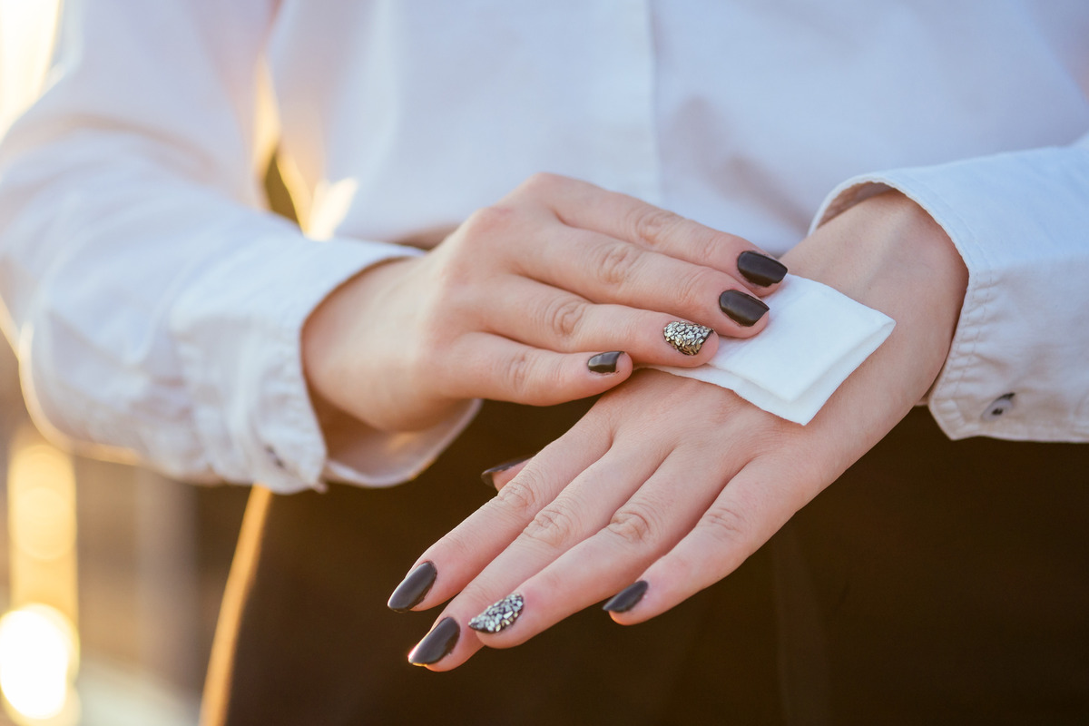 Read more about the article Transform Your Nails: Success Stories From Happy Clients At Vip Nail Lounge